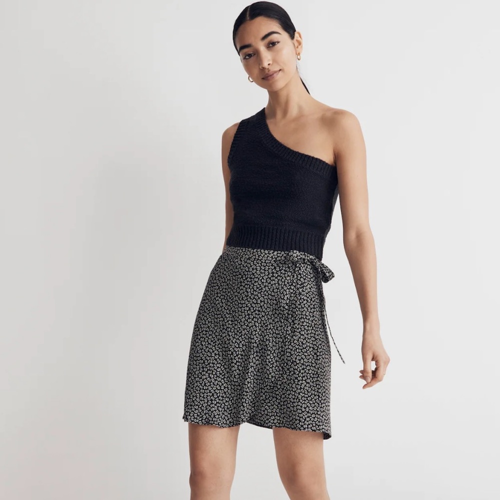 Madewell | Wrap Mini Skirt in Micro Daisy | Size 6